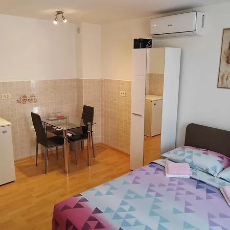 Rooms Neda Izola Room photo