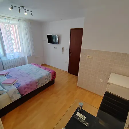 Rooms Neda Izola Room photo