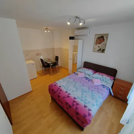Rooms Neda Izola Exterior photo